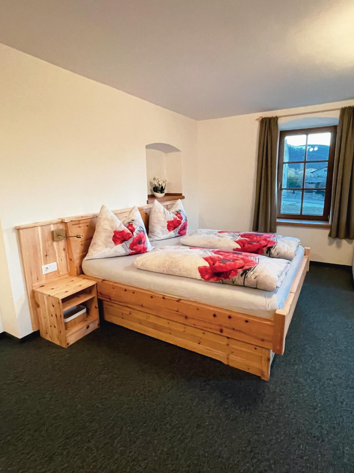 Gasthof Franziskibad Bad Häring Pokoj fotografie