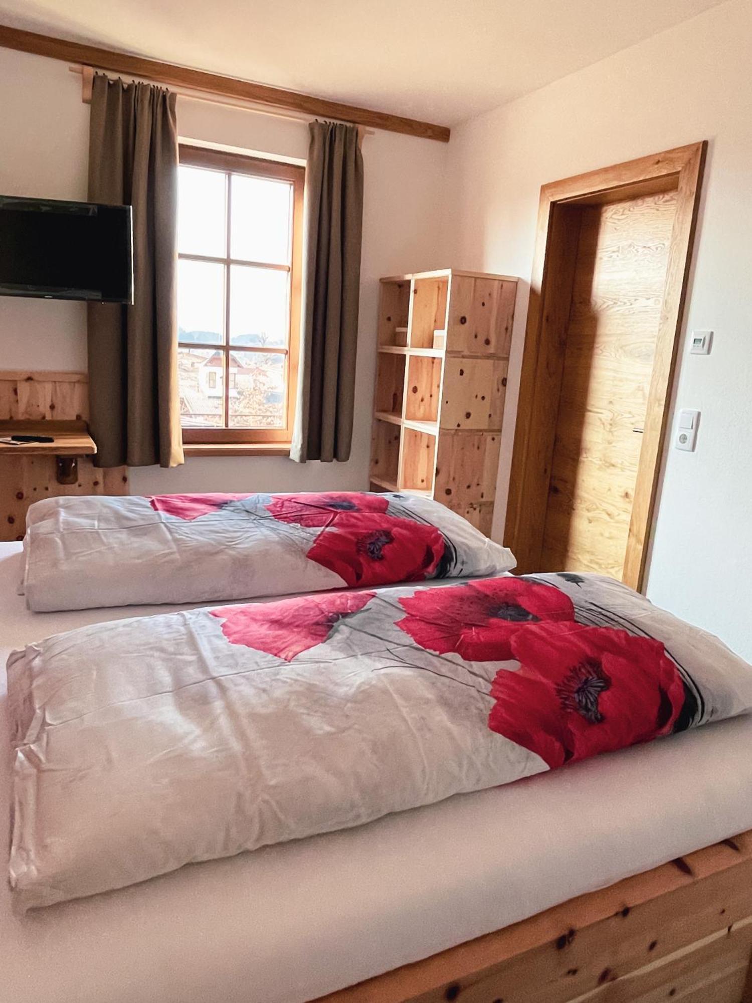 Gasthof Franziskibad Bad Häring Pokoj fotografie
